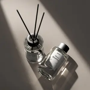 Fireless Aromatherapy Essential Oil Diffuser, Indoor Fragrance Reed Diffuser, Toilet Aromatherapy Deodorizer Diffuser