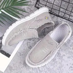 Casual Shoes |   Rubber Sole Shoes |   Floral Embroidery |   Soft Fabric |   Non-Slip Rubber Sole |   Lightweight and Comfortable All-Season Footwear