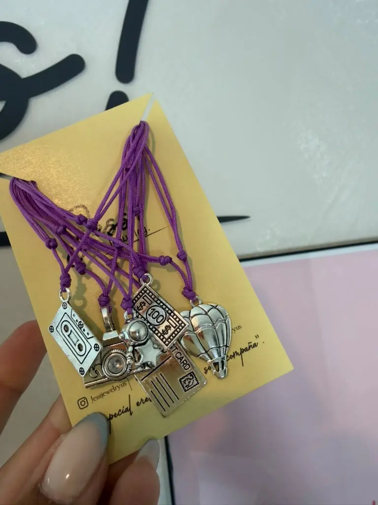 Bracelets Bracelets