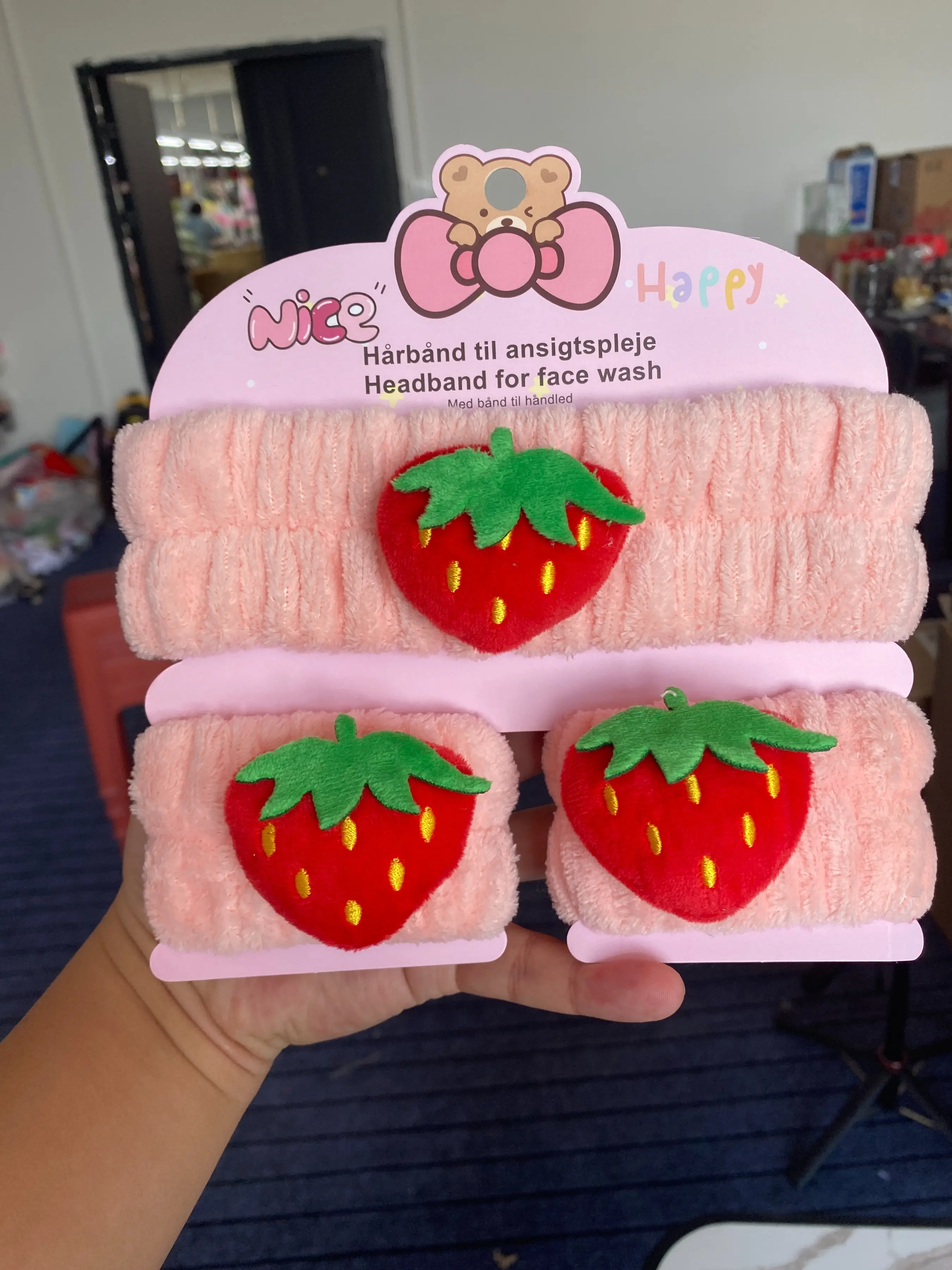 Women's Cute Fruit Cartoon Strawberry Headband Set, Face Washing Headband and Wristbands, Wash Face Wrist Band, Hair Tie, All Seasons, Animal Pattern, Textile Coating