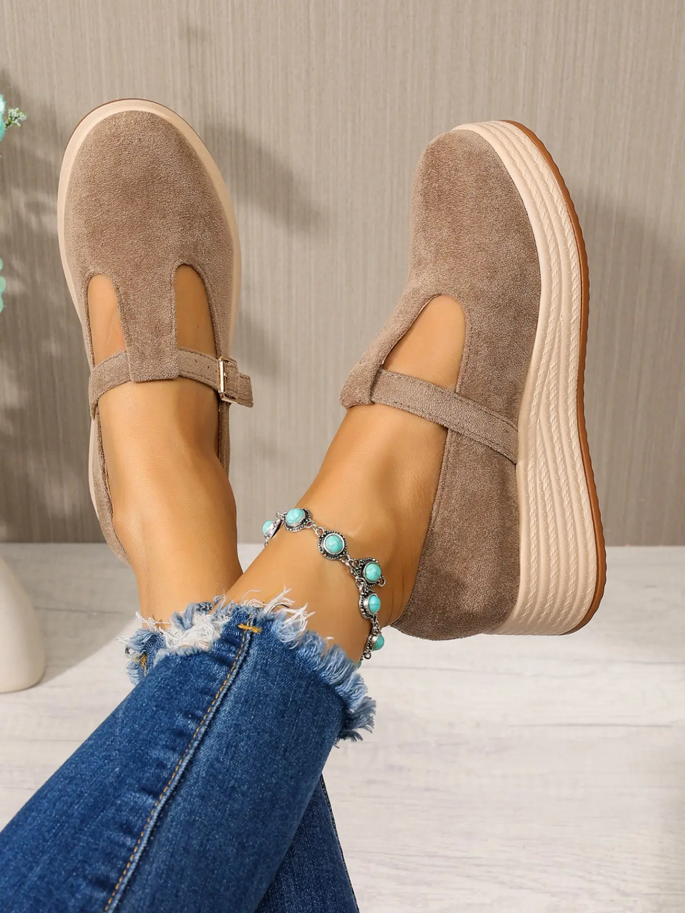 Women's Retro Vintage Mary Jane Style Shoes, T-Strap Round Toe Thick Sole Wedge Casual Single Shoe, Comfortable and Stylish Footwear for Everyday Wear