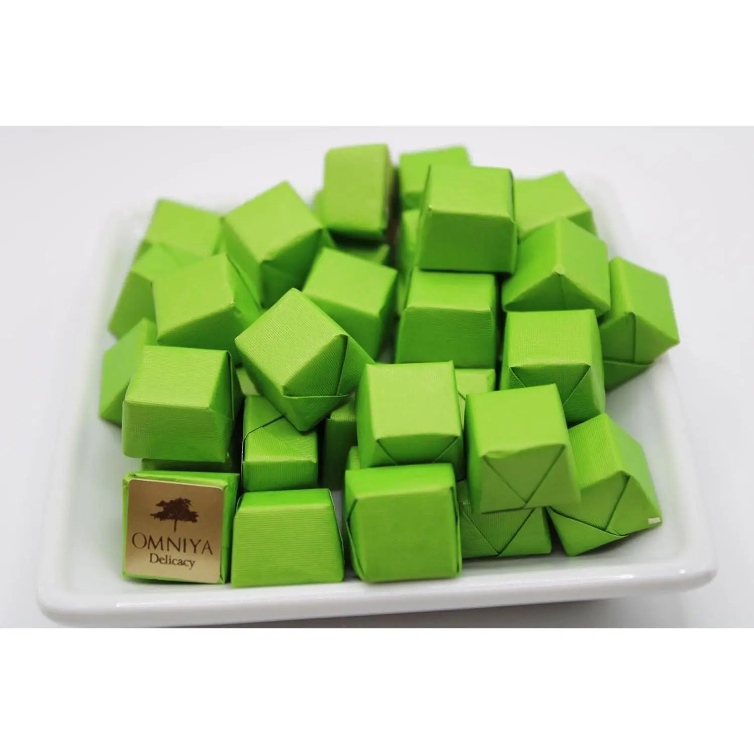 OMNIYA Delicacy – Mini Mint Chocolate Squares (8 oz) – Refreshing Mint-Infused Milk & Dark Chocolates – Individually Wrapped – Elegant Treat for Gifting, Events, and Daily Enjoyment