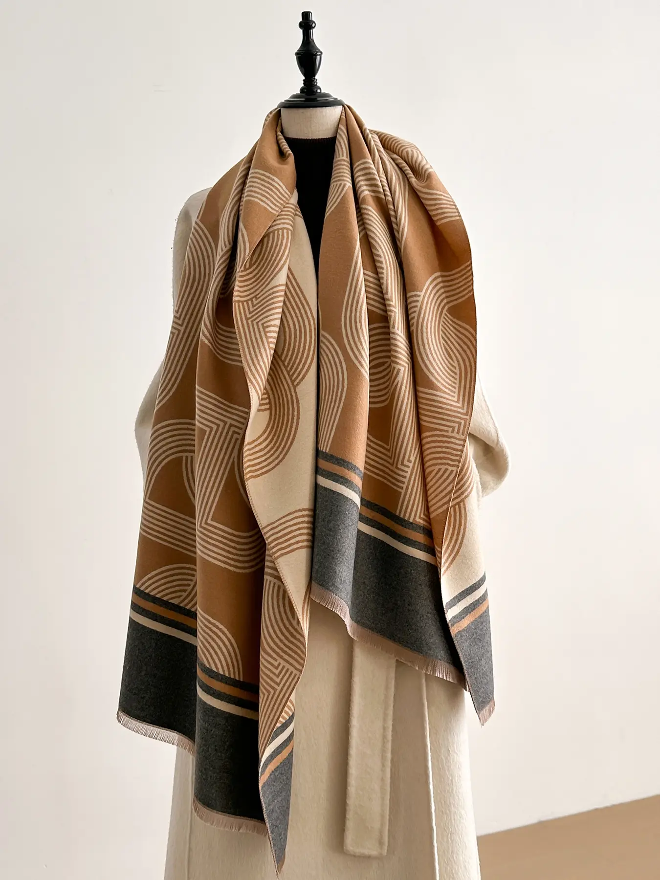 Women's Vintage Elegant Full-Print Scarf, Blanket Scarf, Comfortable Warm Double-Sided Shawl, Perfect for Fall & Winter, Daily Wear Accessory
