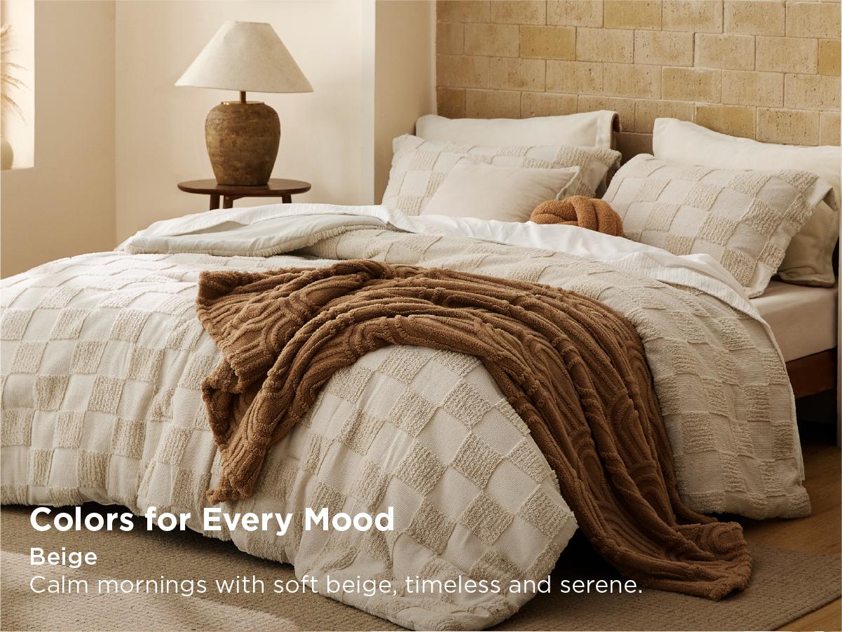 【Father 's Day Gift】Bedsure Checkered Farmhouse Shabby Chic Comforter Set ,Boho Tufted Bed Set, King Size Bedding, 3 Pieces, 1 Plaid Geometric Comforter and 2 Pillow Shams,Jacquard Design Soft Breathable Lightweight All-Season Filling OEKO-TEX Certified