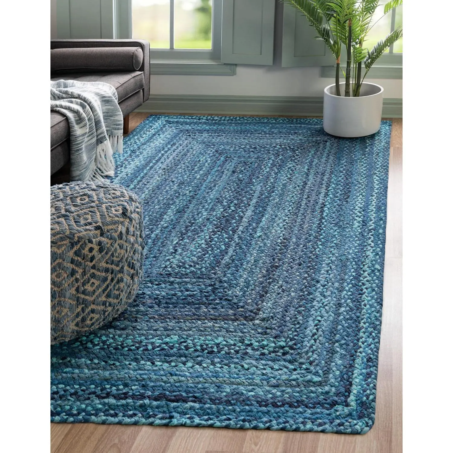 Rugs.com Braided Chindi Home Decor Rug - Casual Coastal Boho Area Rug for Living Room Decor