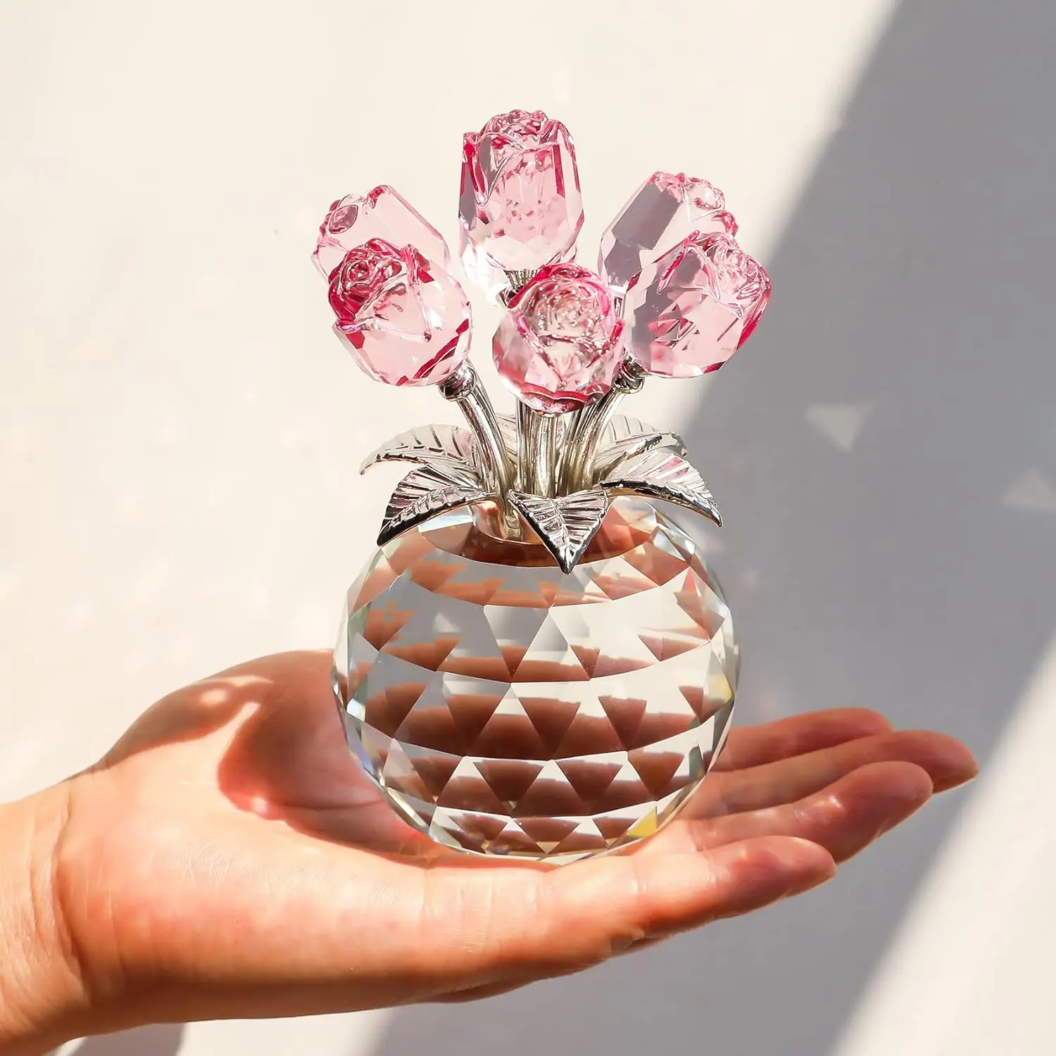 Synthetic Crystal Rose Bouquet Figurine with Round Vase, Faceted Base & Gift Box, Sparkling Light Desk Display, Romantic Women’s Home Decor Table Centerpiece Collectible