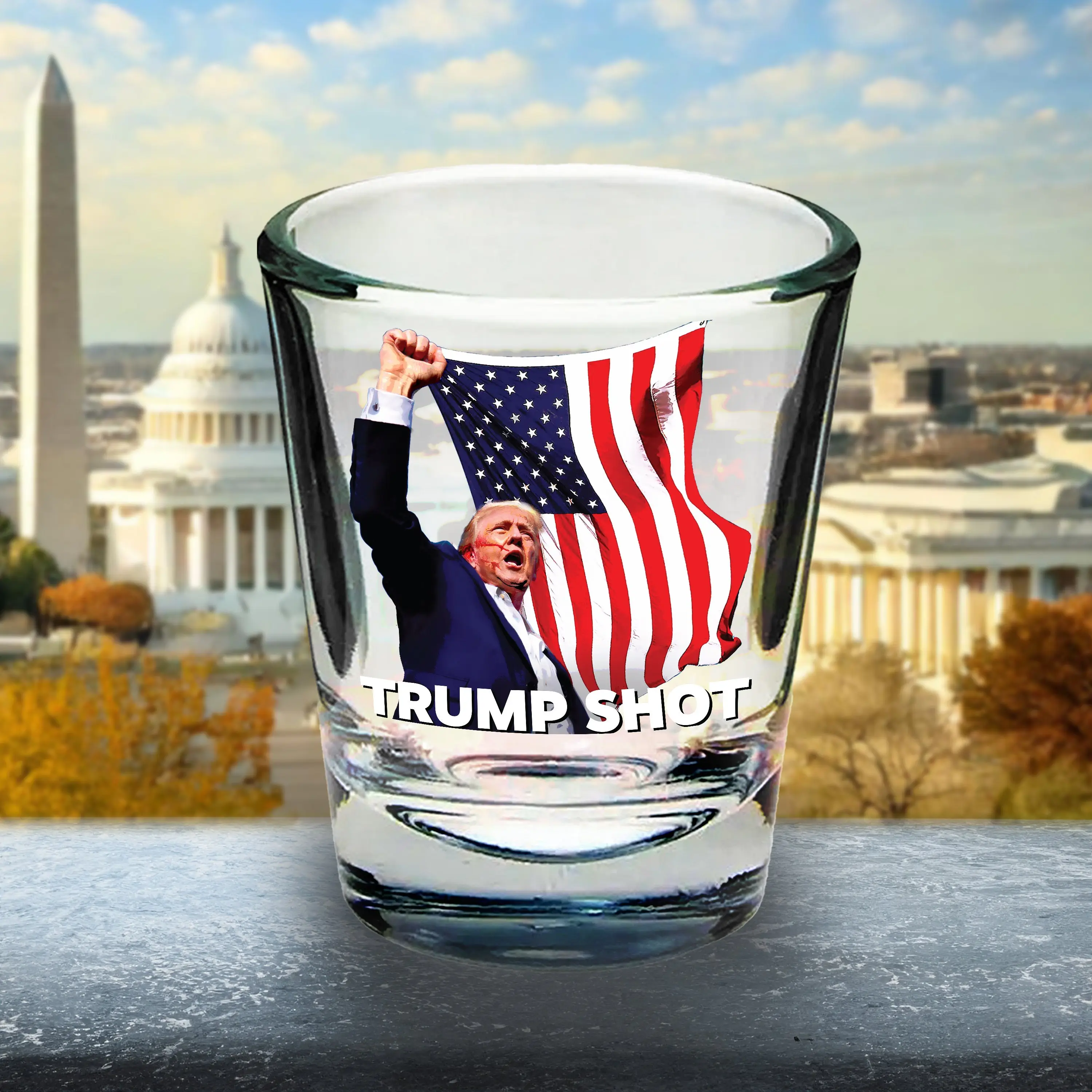 Trump Shot Shot-Glass - Stylish Drinkware with "TRUMP SHOT" Design and American Flag Pattern