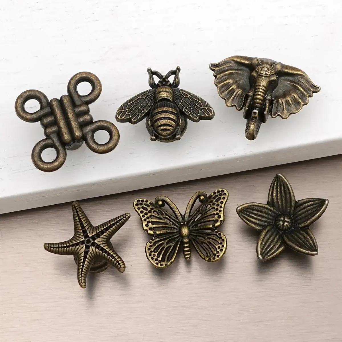 4pcs Vintage Antique Butterfly Motif Pull Handles Zinc Alloy French Style Classic Charm Dresser Door Knobs Drawer Pulls European Wardrobe Hardware