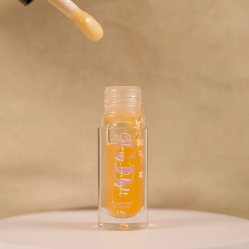 Pineapple-Flavored Lip Oil, Moisturizing Care for Dry Lips