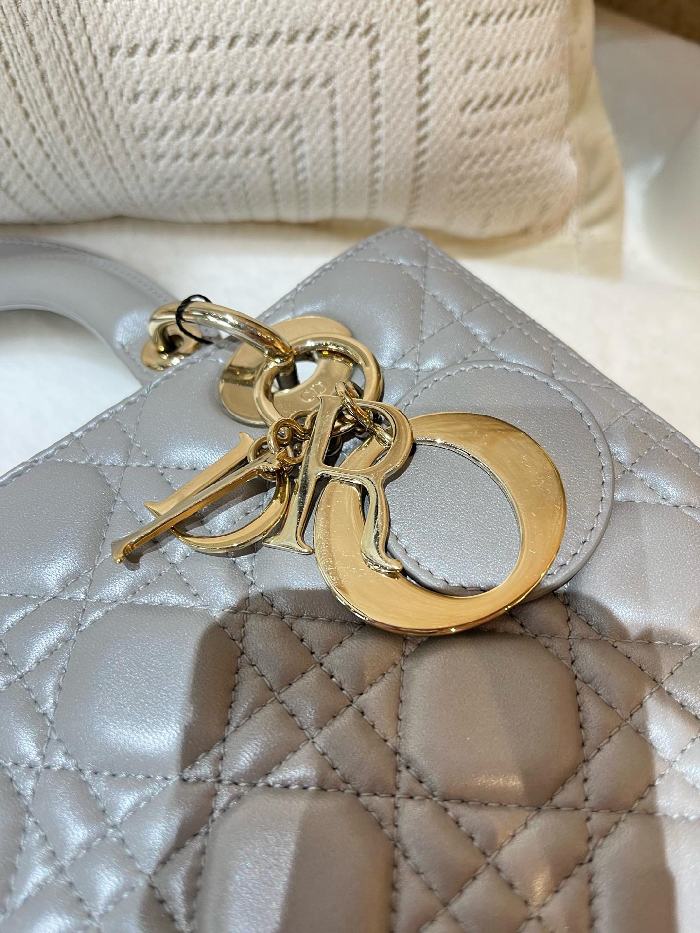 Pre-owned Dior Medium Lady Bag in grey cannage quilted lambskin 1919H0310