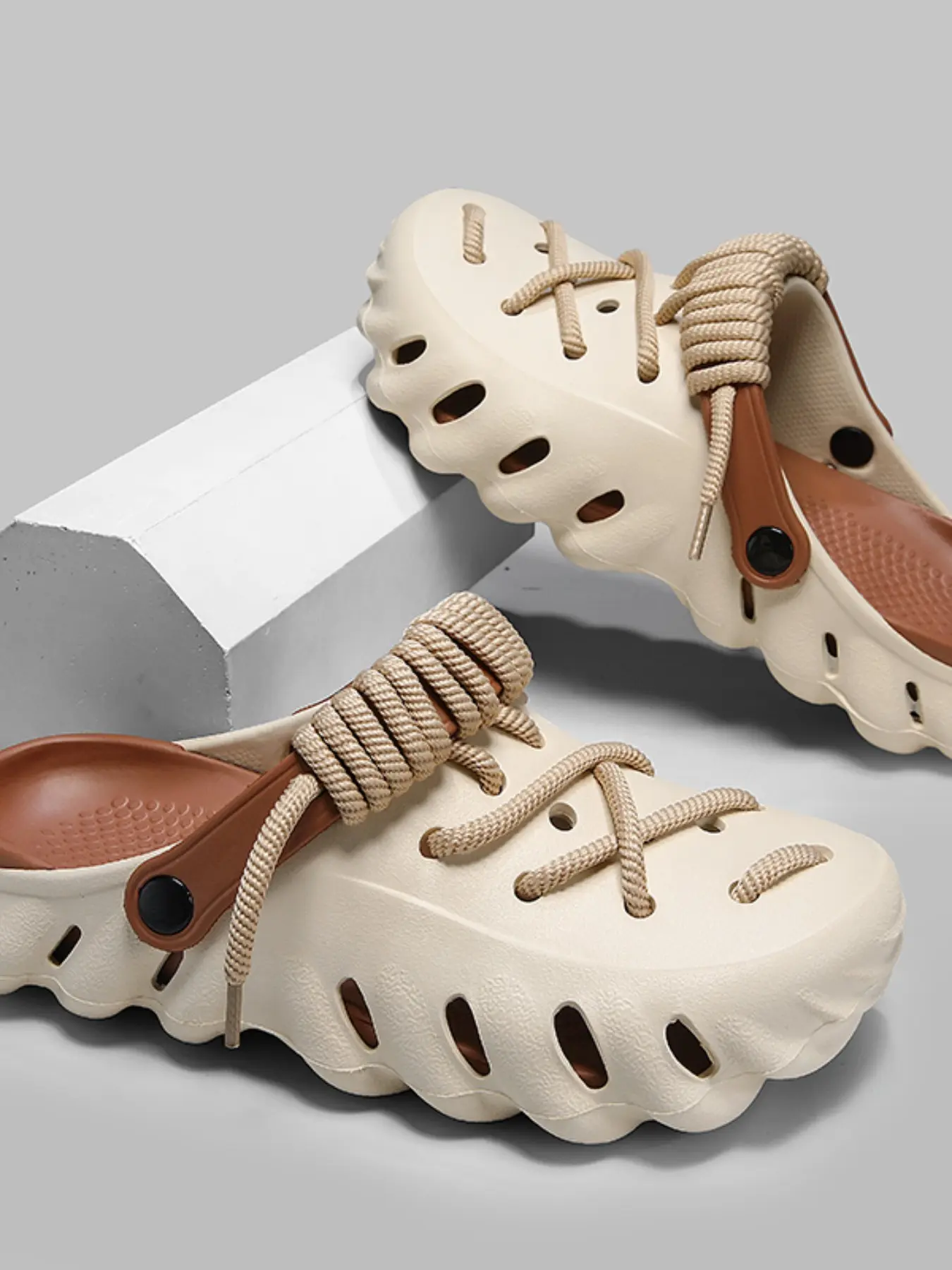 Wave-Sole Lace-Up Clogs, Breathable Hollow-Out Slippers, Non-Slip EVA Slides for Men & Women, Unisex Slippers, Casual Fashion Slippers, Footwear