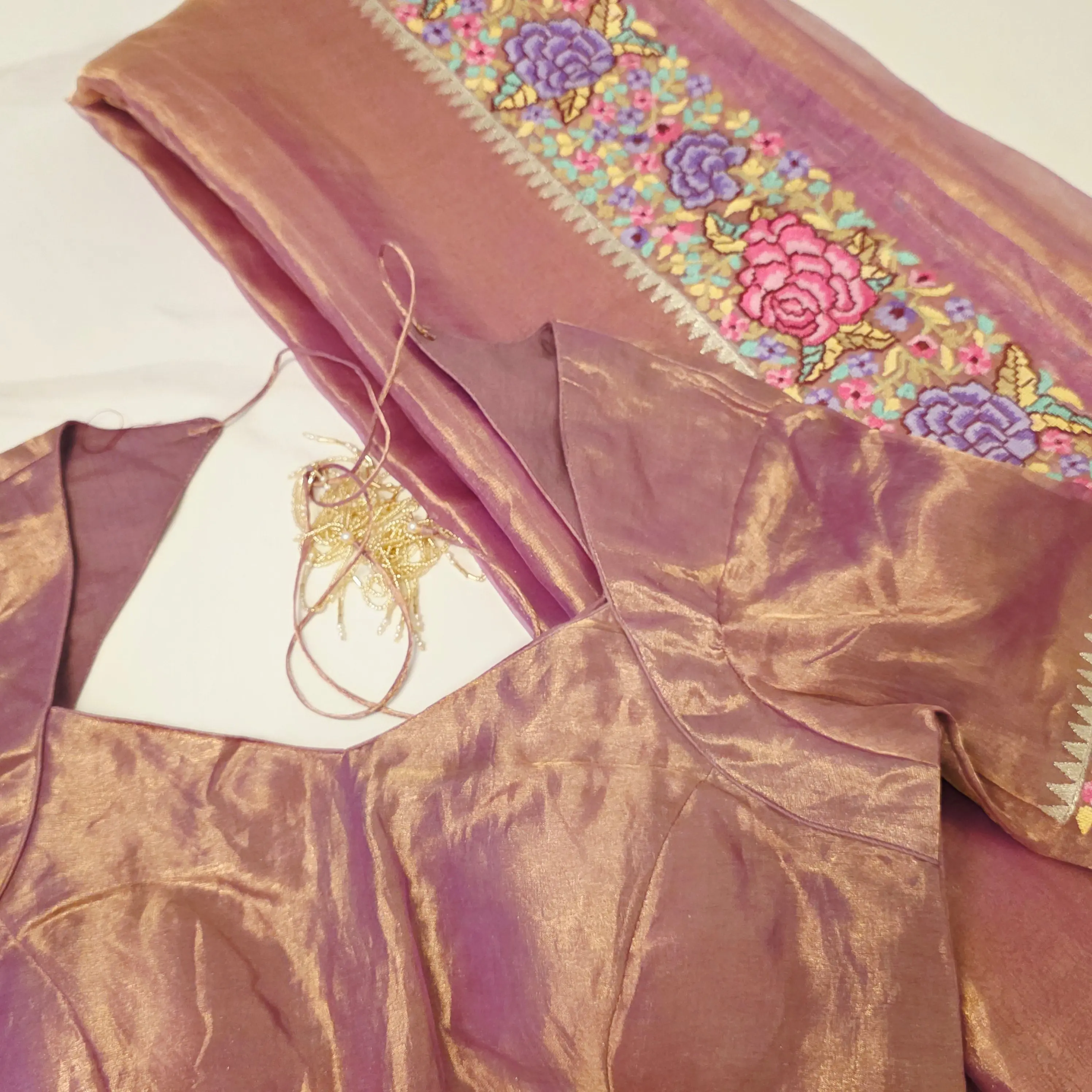 Reyavogue Women's Pure Banaras Gold Tissue Saree With Petitepoint Work