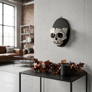 Skull Wall Hanging Resin Craft, Halloween Decoration, Wall Art Ornament, 1pc Skeleton Pendant, Gothic Style Decorative Piece, Gothic Aesthetic, Dark Decor, Unique Design, Halloween Theme