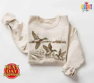[Sale Up To 50%] Retro Duck Nature Sweatshirt , 90s Vintage Wildlife Mallard Sweatshirt, Boho Unisex Cabincore Crewneck Cozy Season Rustic Cabin Shirt, streetwear graphic tee