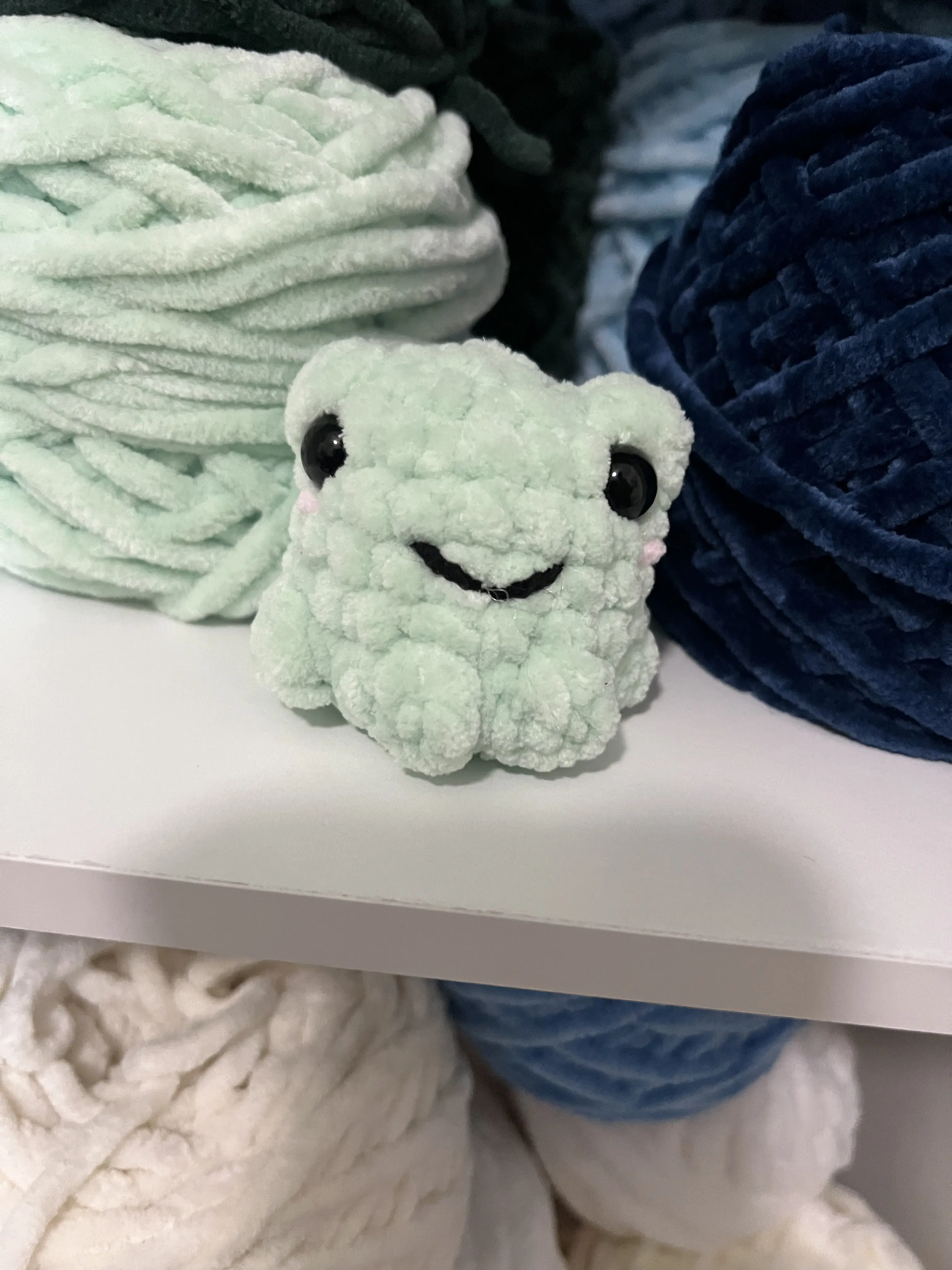 handmade crochet little pocket frog