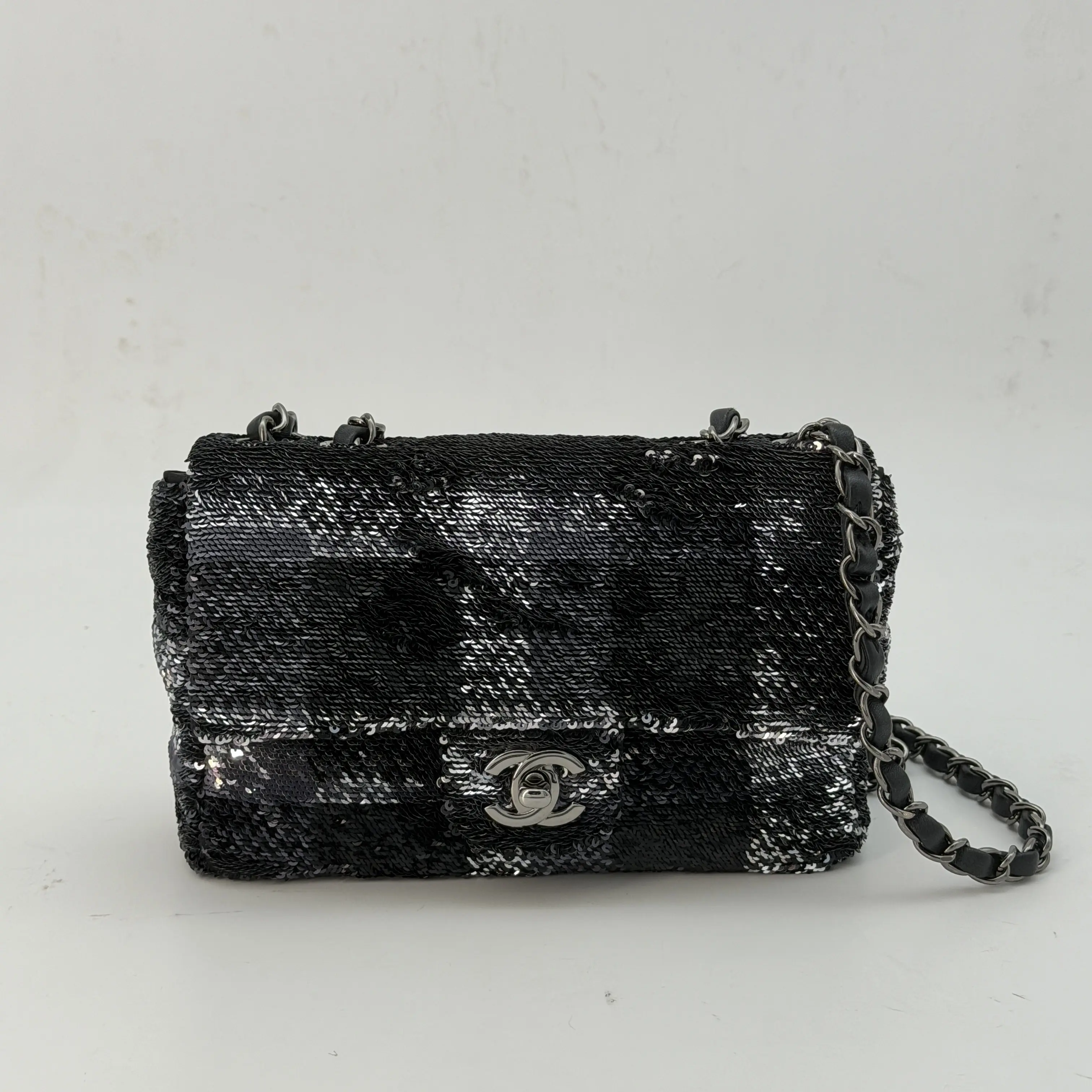 Pre-owned CHANEL sequin Crossbody Bags Mini Rectangular Single Flap Black Silver