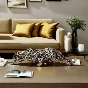 Cheetah Resin Sculpture, Collectible Cheetah Statue, Resin Animal Sculptures, Modern Home Office Decor, Indoor Home Decoration, Suitable for Living Room, Desk, Bookshelf, TV Stand, Cafe Decoration, Decorative Sculptures