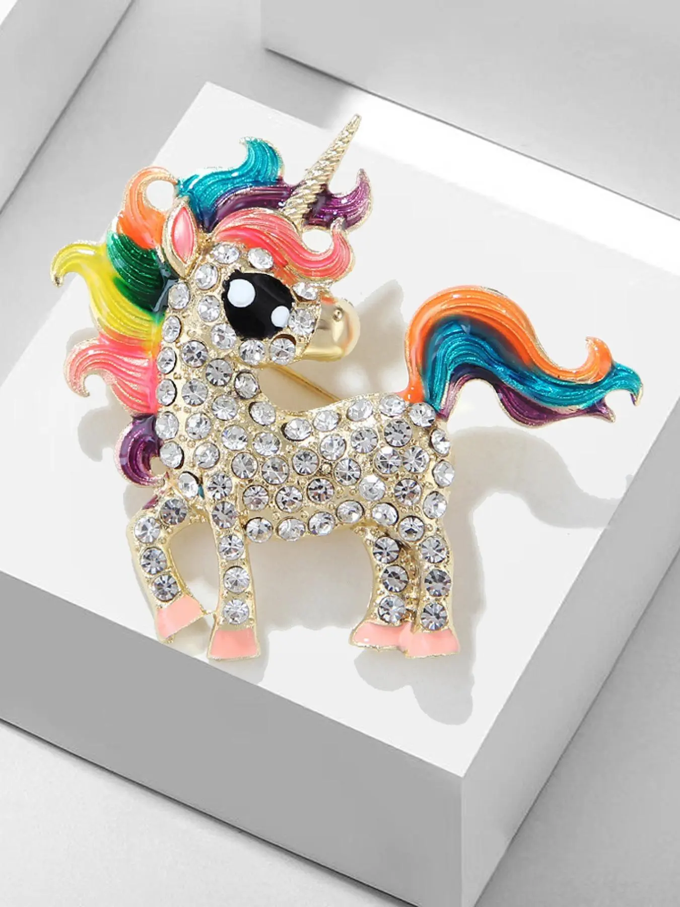 Unicorn Design Brooch Pin, Rhinestone Decorated Brooch, Brooch With Crystals, Fashion Accessories for Women & Men, Trendy All-match & Exquisite Brooch for Birthday Gift, Jewelry, Jewellery