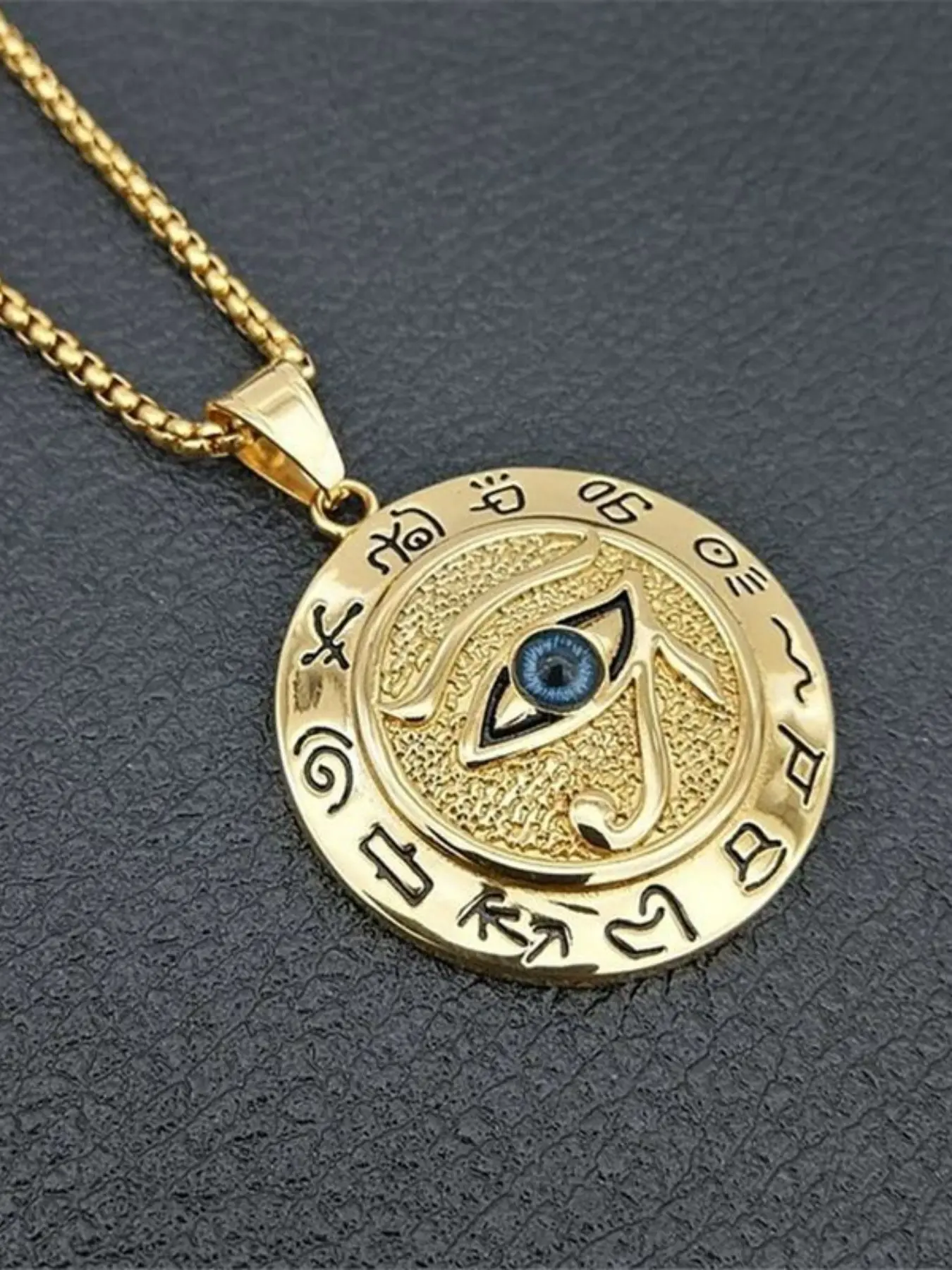 Ancient Egyptian Horus Eye Pendant Necklace, Charm Necklace, Hip Hop Style Unisex Jewelry, Unique Fashion Accessory for Men & Women, Charms Necklace, Alloy Necklace
