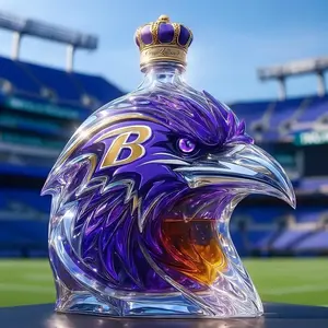 Colorful Animal Whiskey Decanter, Raven Design Glass Bottle, Trending Decorative Drinkware, Unique Gift Idea, Perfect for Home Bar