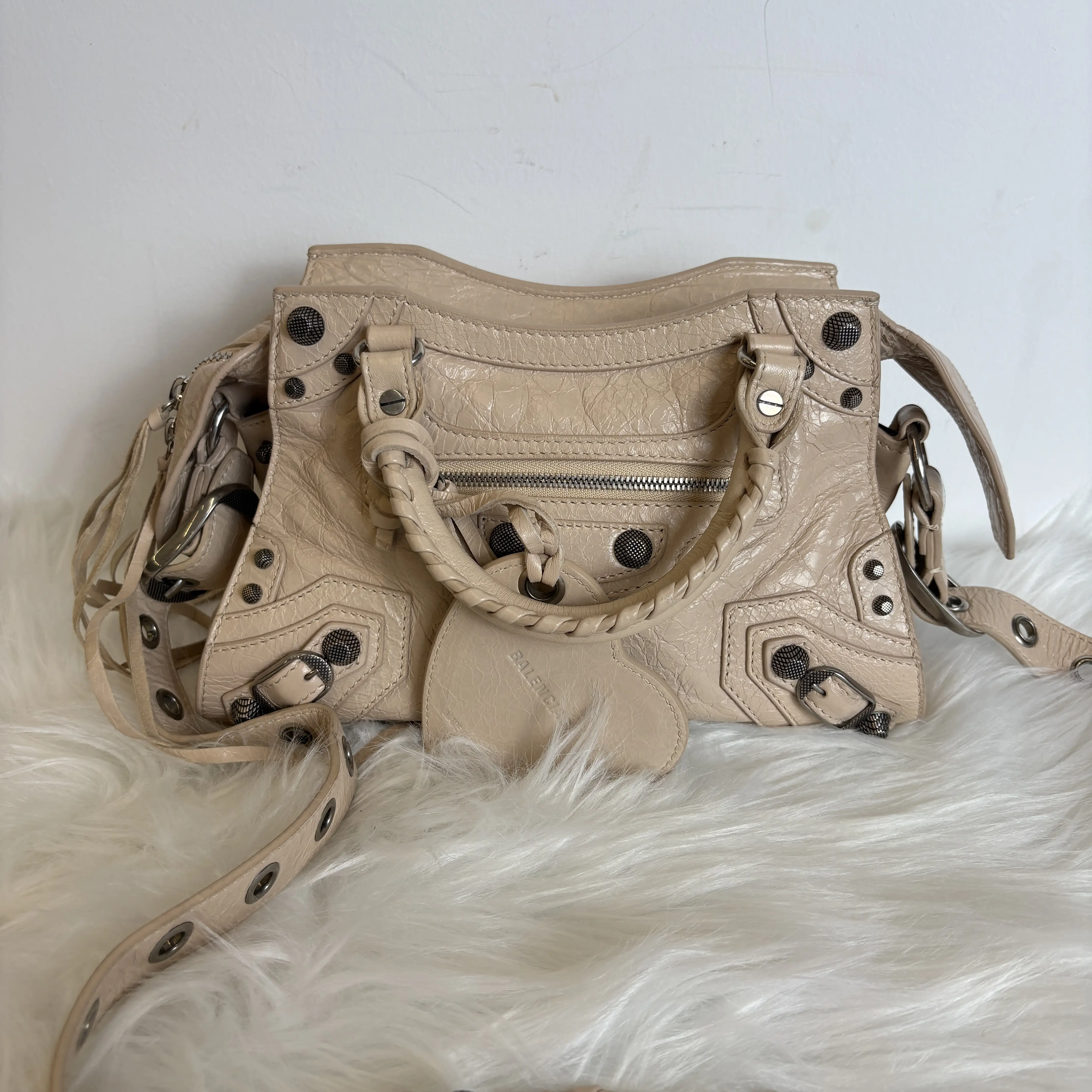 Pre-owned Calfskin Crossbody Bags Balenciaga City Bag Beige Embossed Crossbody