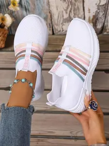 Women's Fashionable Lace Up Low Top Sneakers, Casual Comfortable Breathable Sports Shoes, Female All-match Round Toe Shoes for Daily Wear, Trendy Walking Sneakers