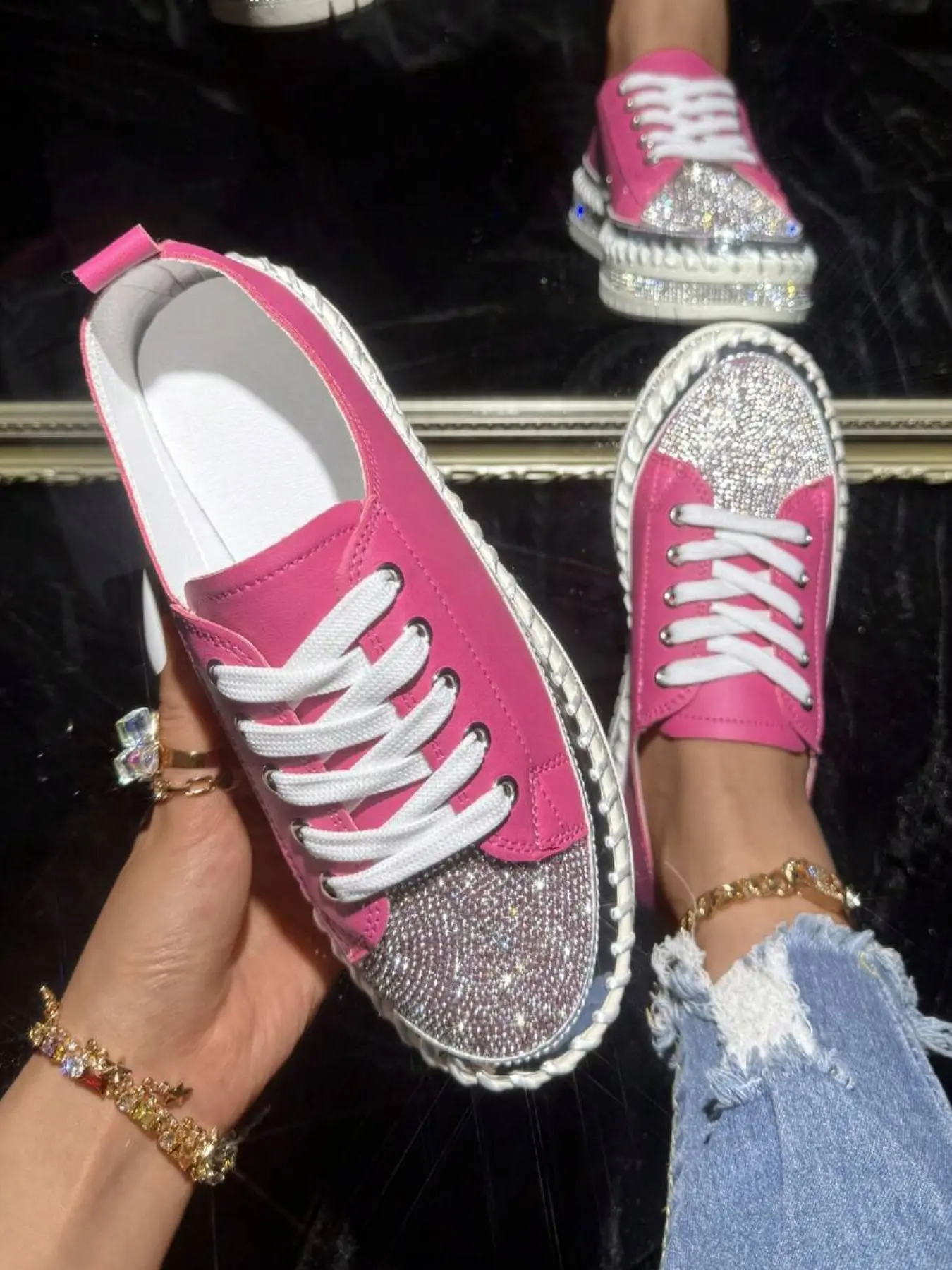 Women's Sequin Sneaker Sport Shoes, Trendy Sneakers, Footwear Sneakers, Fashionable Casual Sneakers, Multiple Colors Available, Sole Height Approximately 3 Cm, Fashion Casual Shoes for Daily Wear