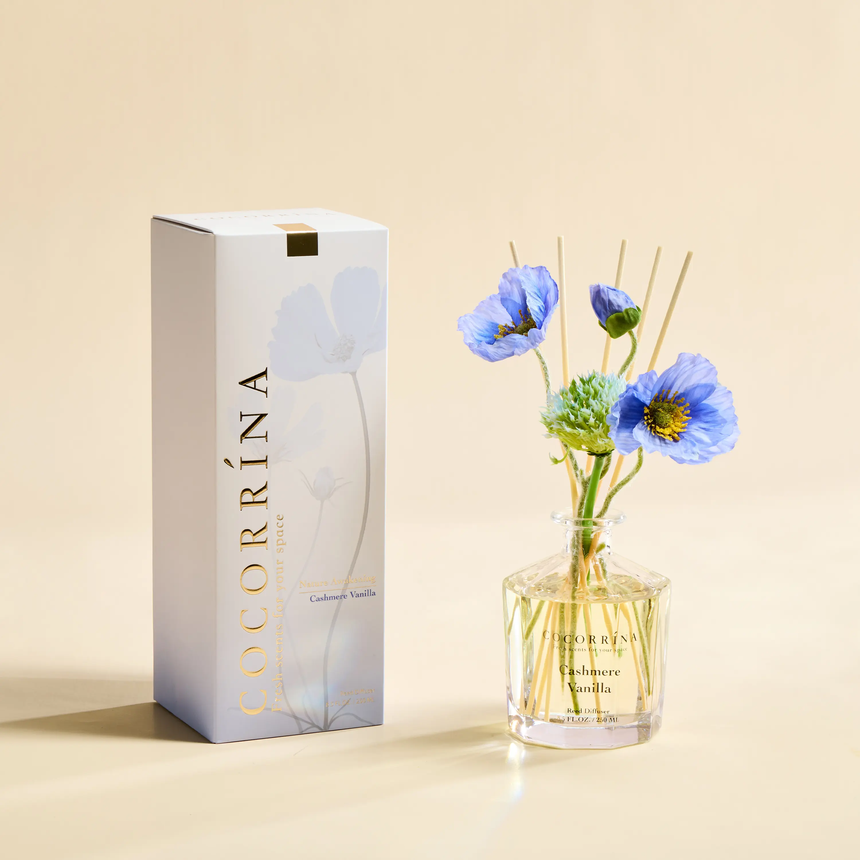 COCORRÍNA Reed Diffuser - Cashmere Vanilla Flower Reed Diffuser Set with 8 Sticks, Home Fragrance Reed Diffuser for Home Bedroom Office Bathroom Shelf Decor (Master Collection)