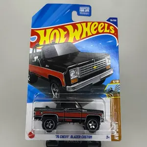 Hot Wheels ‘75 Chevy Blazer Custom