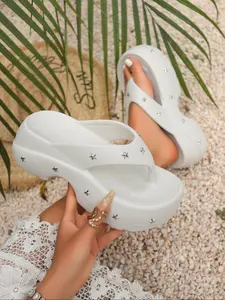 Women's new summer casual and comfortable Rubber flip-flops, new thick-soled height-increasing sandals, fashionable, cute, simple, and casual, suitable for walking on the beach and seaside vacations Footwear, Flip Flop Slippers