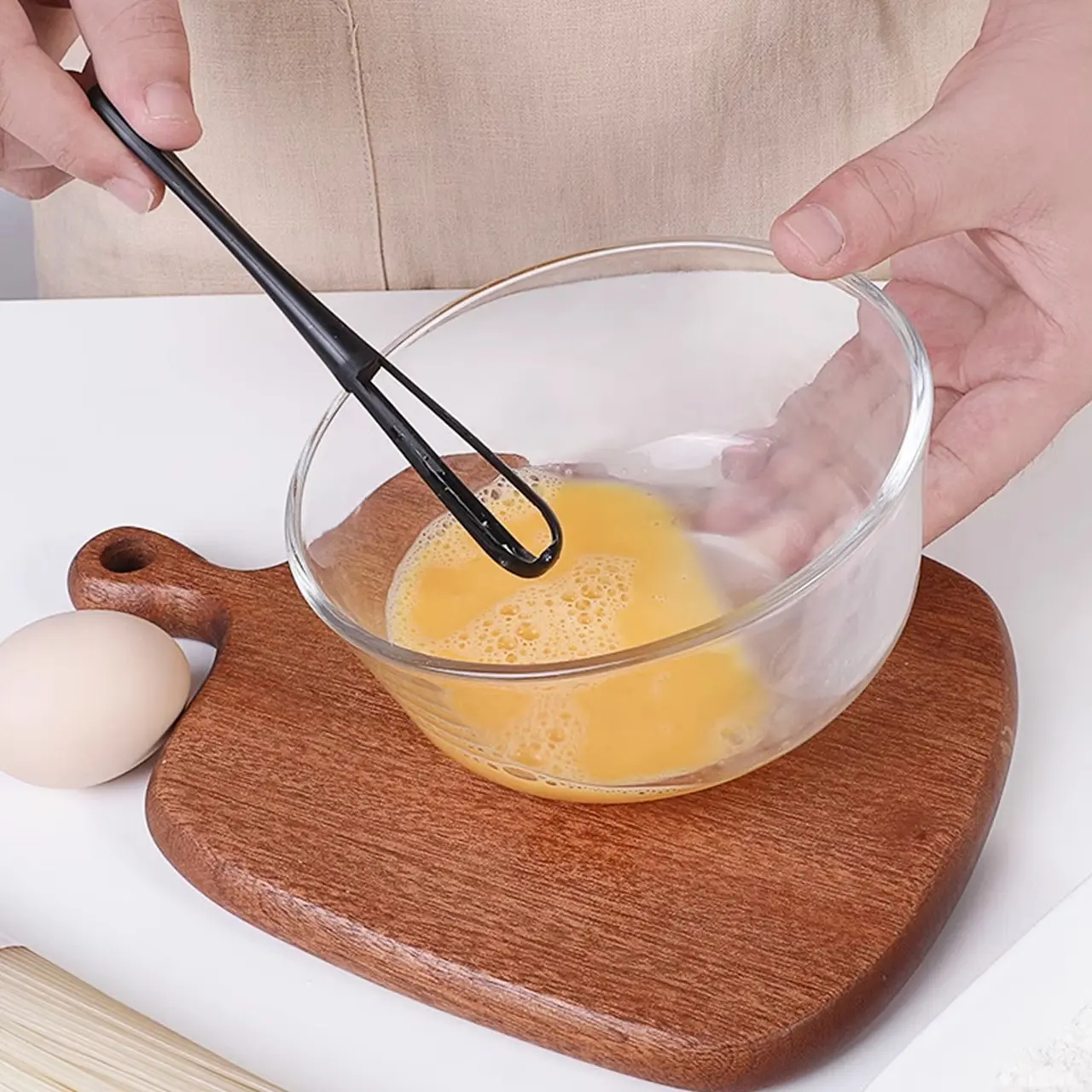 Dual-Head Manual Egg Whisk for Kitchen, Handheld Cream and Egg Beater, Multi-Purpose Egg Mixing Tool for Home Use