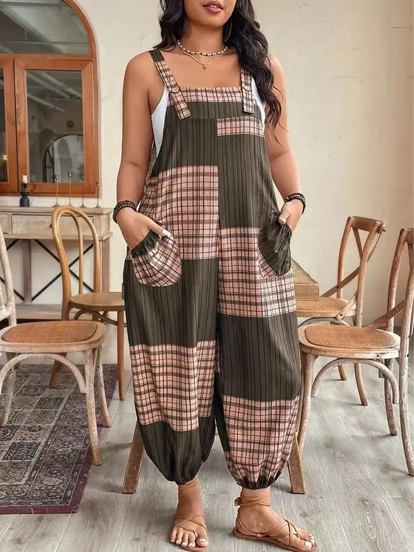 Plus size women's fashionable versatile color-block double-pocket cuffed Loose Fit Overalls, suitable for summer, daily commuting, casual wear, and vacation