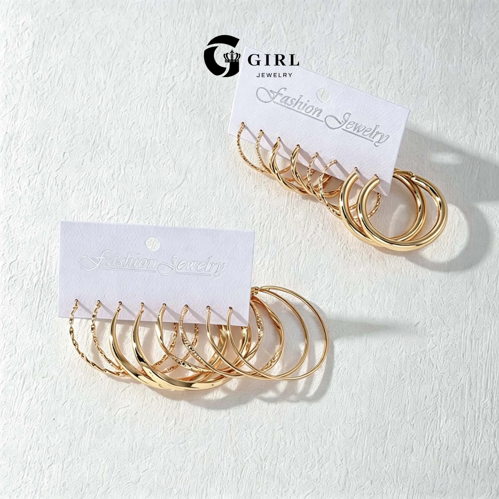 GGIRL Geometric Hoop Shape Earrings 16-Piece Set - Mini, Medium & Large Sizes, Simple Versatile Mix-and-Matchable Gold Earring Stacks for Birthdays, Anniversaries