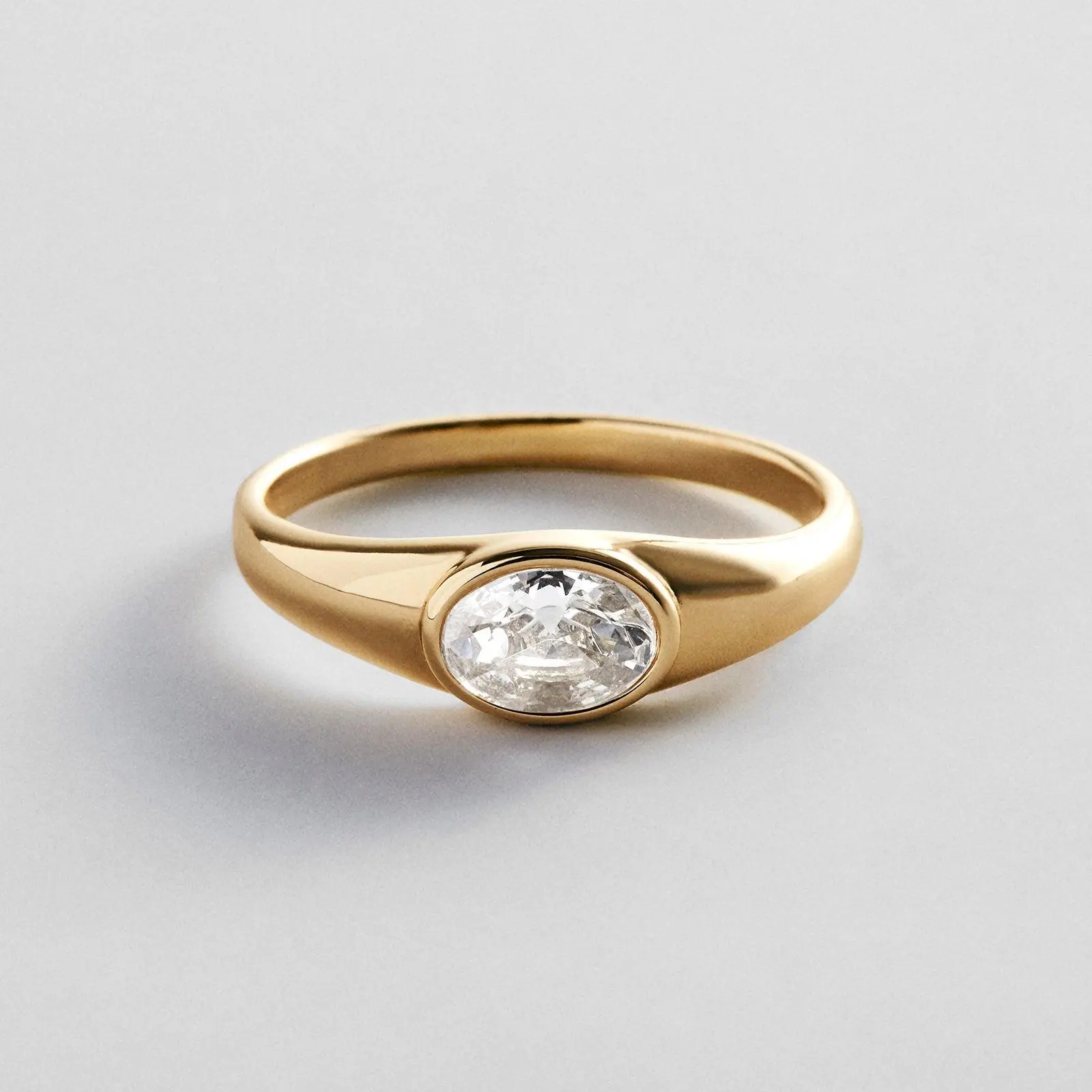 Dolly Gold Pinky Ring - Elegant Fashion Oval Cut Jewelry Ring, Beautiful Fashion Accessory for Daily Wear, Elegant Fashion Rings, Fashion Ring