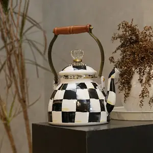 2.5L Classic Plaid Wood Handle Enamel Tea Kettle, Large Capacity Inclined Water Jug, Vintage Style, Chessboard Design, Drinkware
