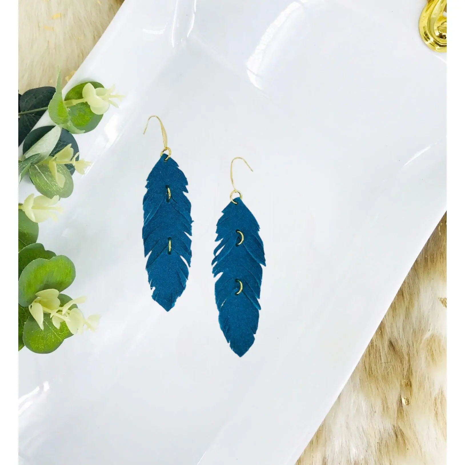 Turquoise Suede Feather Leather Earrings - E19-2693