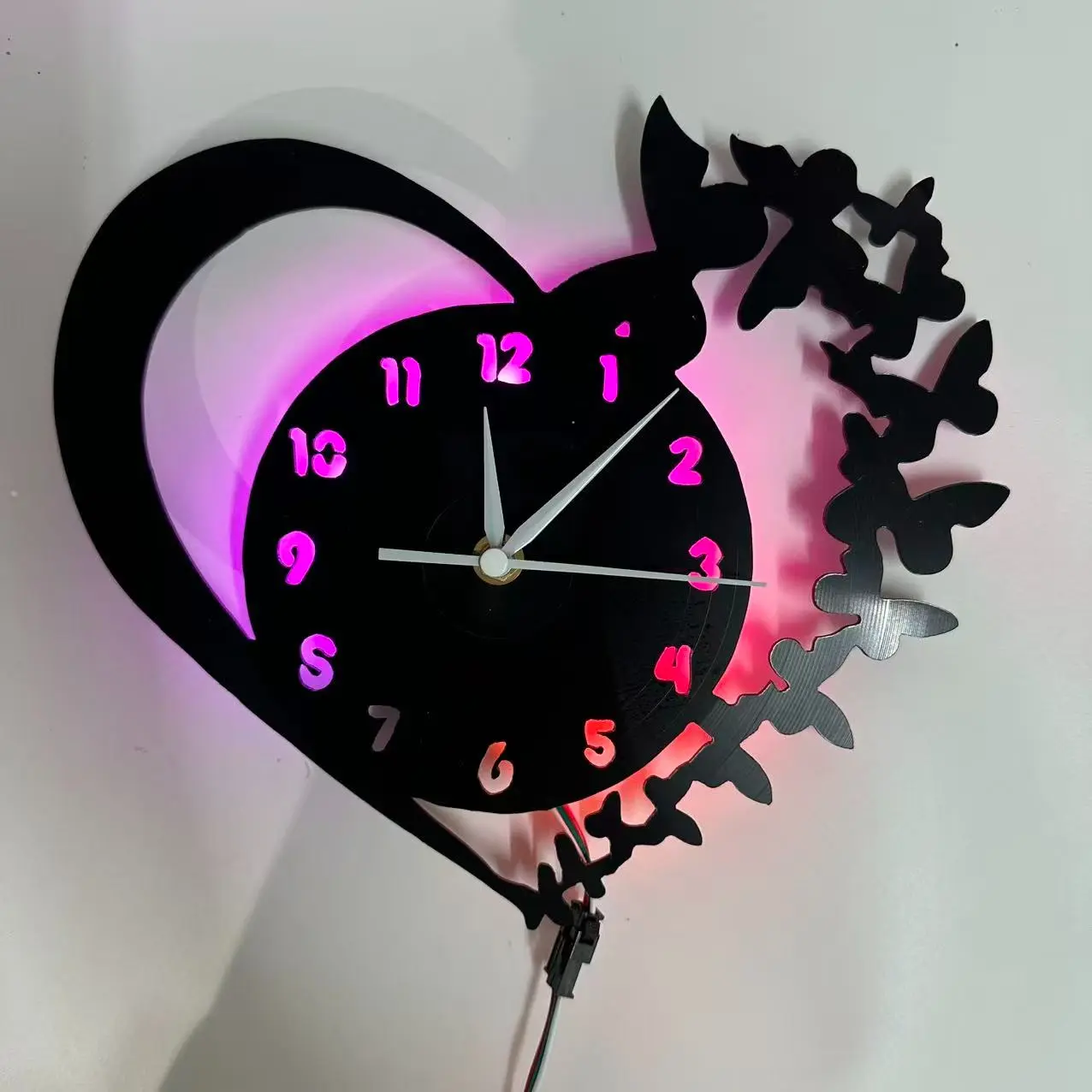 Mini Colorful LED Butterfly Wall Clock, Lighted Wall Clock, Heart Design, Silent Quartz Clock, Ideal for Living Room, Bedroom, Kitchen, Office Decor, Perfect Gift