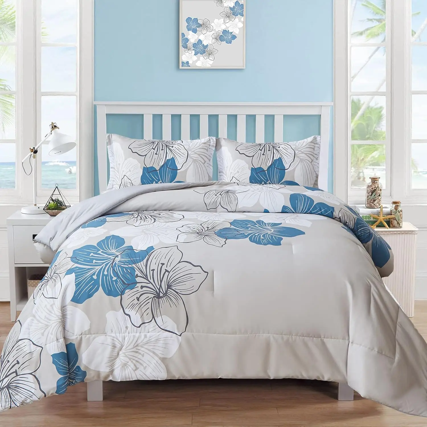 King Size Boho Floral 3-Piece Comforter Set - Blue Watercolor Flowers Print Grey Microfiber, Lightweight Soft, Durable, Machine Washable, Includes 1 Comforter & 2 Pillowcases, Ideal Gift for Bohemian-Flair Parents, 3 Piece Sets, Gift For Parents