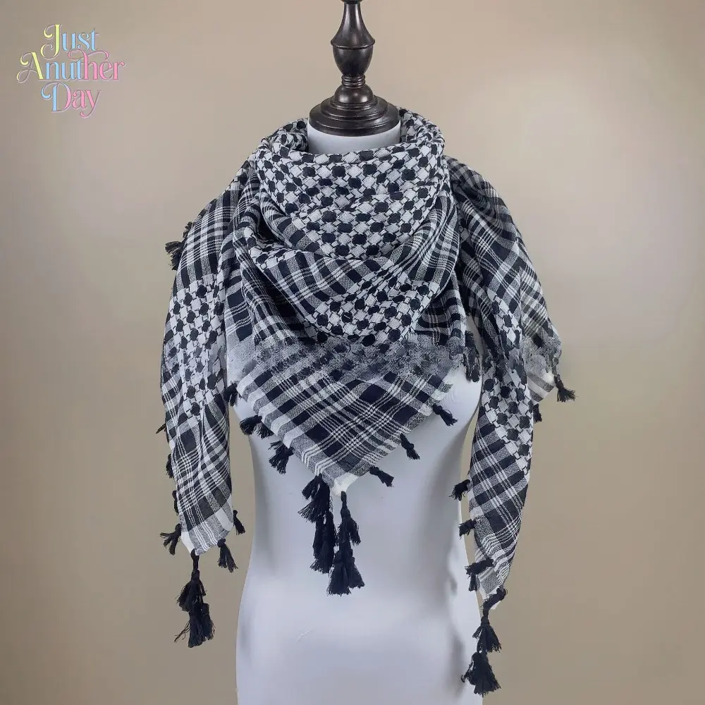 Arabian square scarf hanging beard on all sides, thousand bird grid contrasting color headscarf, jacquard scarf, scarf, DC Su