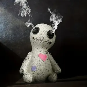 Unique Inclined Head Smoke Doll Aroma Incense Burner, Resin Craft Home Decor, Ideal for Living Room & Bedroom, Perfect Halloween or Christmas Gift