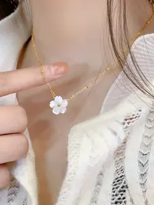 Pearl Sakura Necklace for Women, Unique Design Clavicle Chain, Luxurious Commuter Necklaces, Elegant Daily Wear Jewelry, Dainty Pearl Necklace