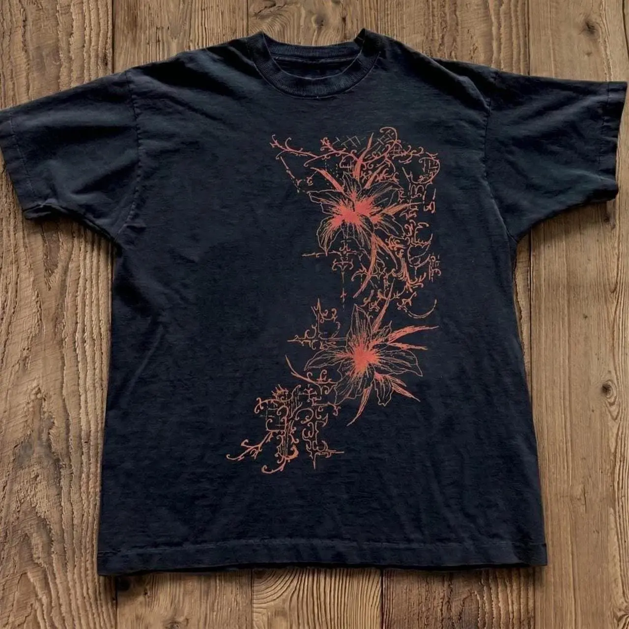 Gothic Red Spider Lily Floral Graphic Black Tee Y2K Cyber Grunge Streetwear Shirt