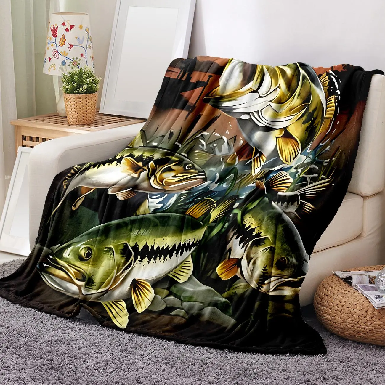 Fish Pattern Flannel Blanket - Animal Artwork Breathe Blanket, Soft Lightweight Warm, Ideal for Home & Travel, Perfect Gift for Family, Animal Artwork Blankets, Breathe Blankets