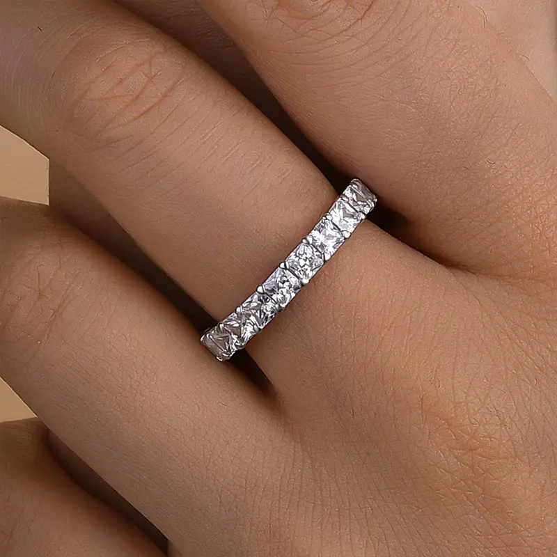 Effinny Radiant Cut Women's Wedding Band - 5A Cubic Zirconia Elegant Ring, Stackable Brilliance Band for Outdoor Activities