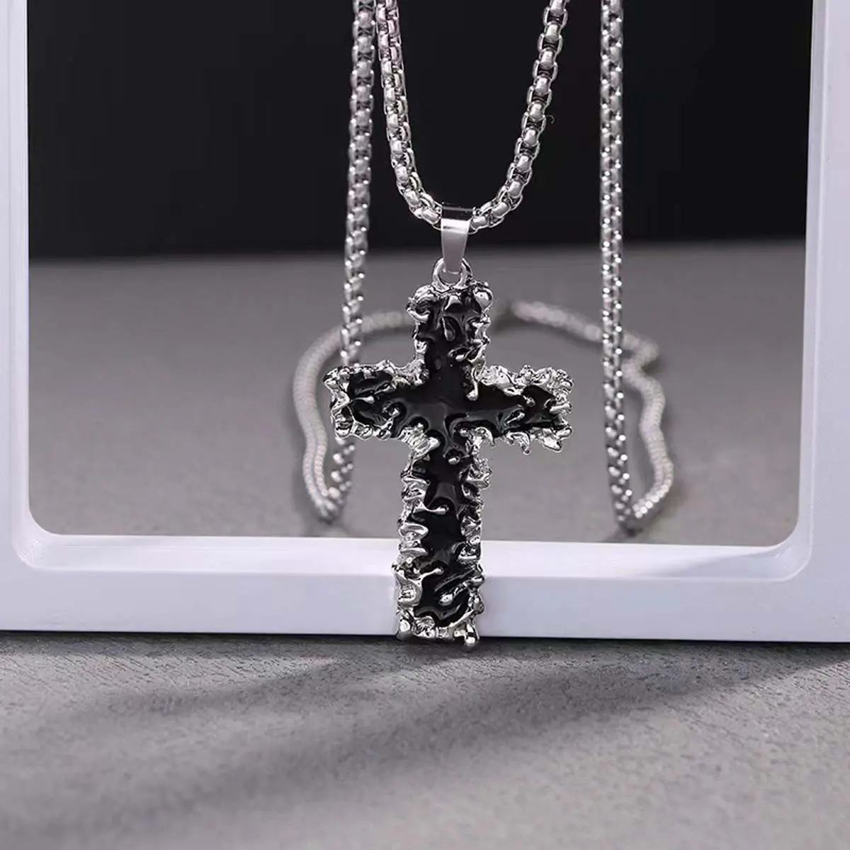 Punk-Style Textured Cross Pendant Necklace with Artificial Gemstone, Unisex Casual Jewelry, All-Match Holiday Gift, Unisex Names, Cross Shape, Black Cross Necklace, Daily