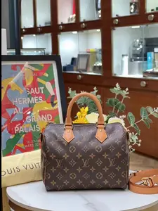 Pre-owned Louis Vuitton Leather Shoulder Bags Preloved Speedy 25 Monogram 12349