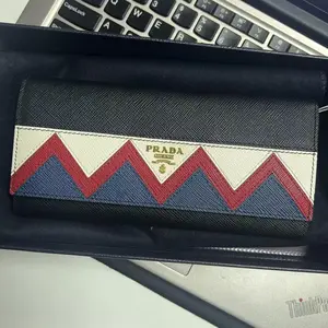 Pre-owned Prada/Clutches & Wristlets/LYB1515008