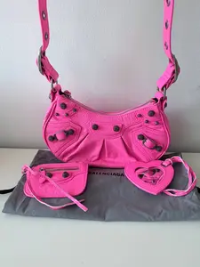 Pre-owned Leather Shoulder Bags Balenciaga Le Cagole XS Shoulder Bag