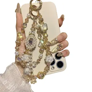 Sparkly Cute Charm Smartphone Wristband Y2K Aesthetic Phone Lanyard Chain Pearl Bracelet Beaded Crossbody Bag Women's Gold Halloween Short Phone Chain Decoration Accessory Handmade