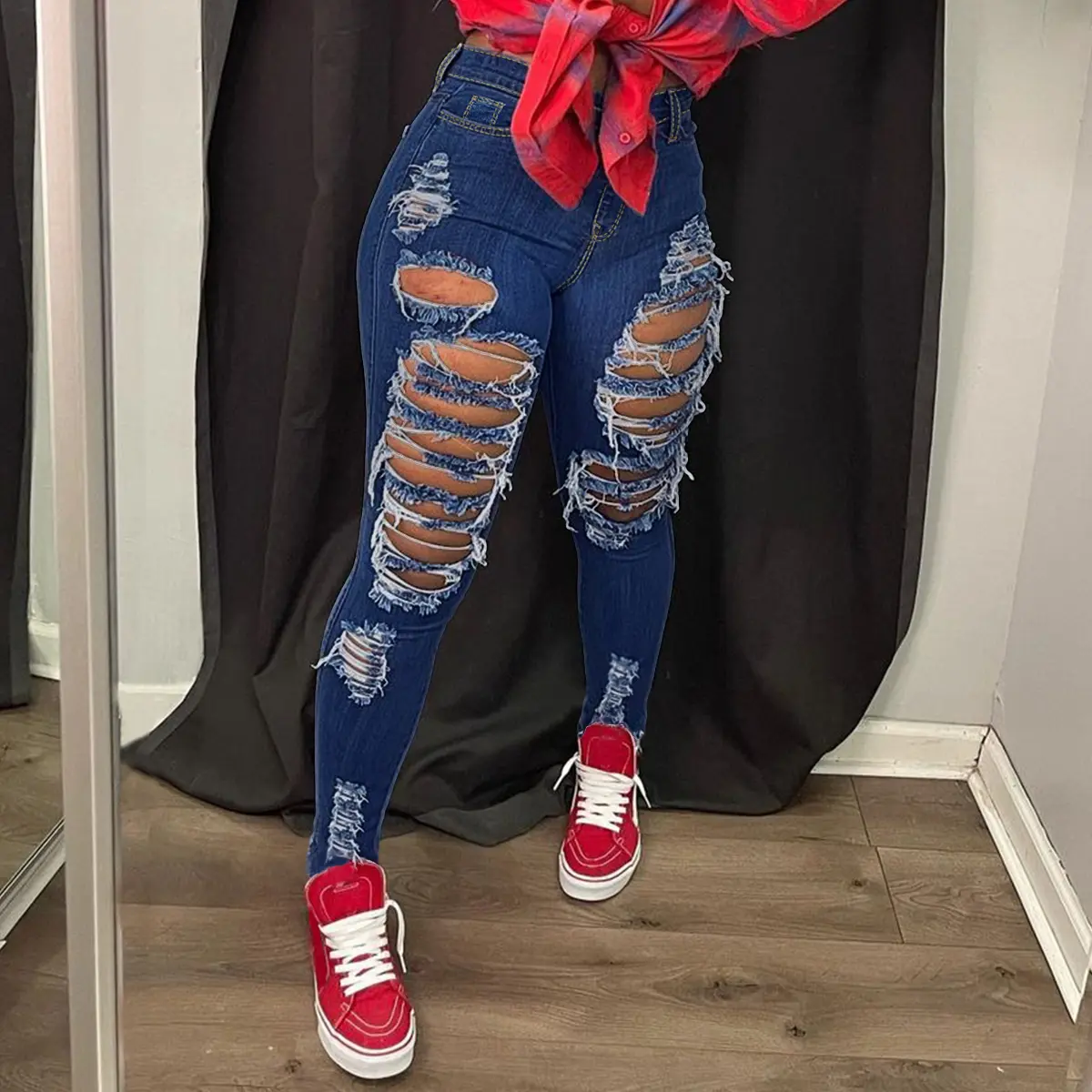 Women's Mid-Rise Fitted Stretch Denim Skinny Jeans - Ripped Knees, Frayed Hem, Straight Pockets, Graphic Accents, Versatile for Layered Looks, 75% Cotton Fabric, Soft Yet Structured, Shape-Retaining Recovery, Slim Cut